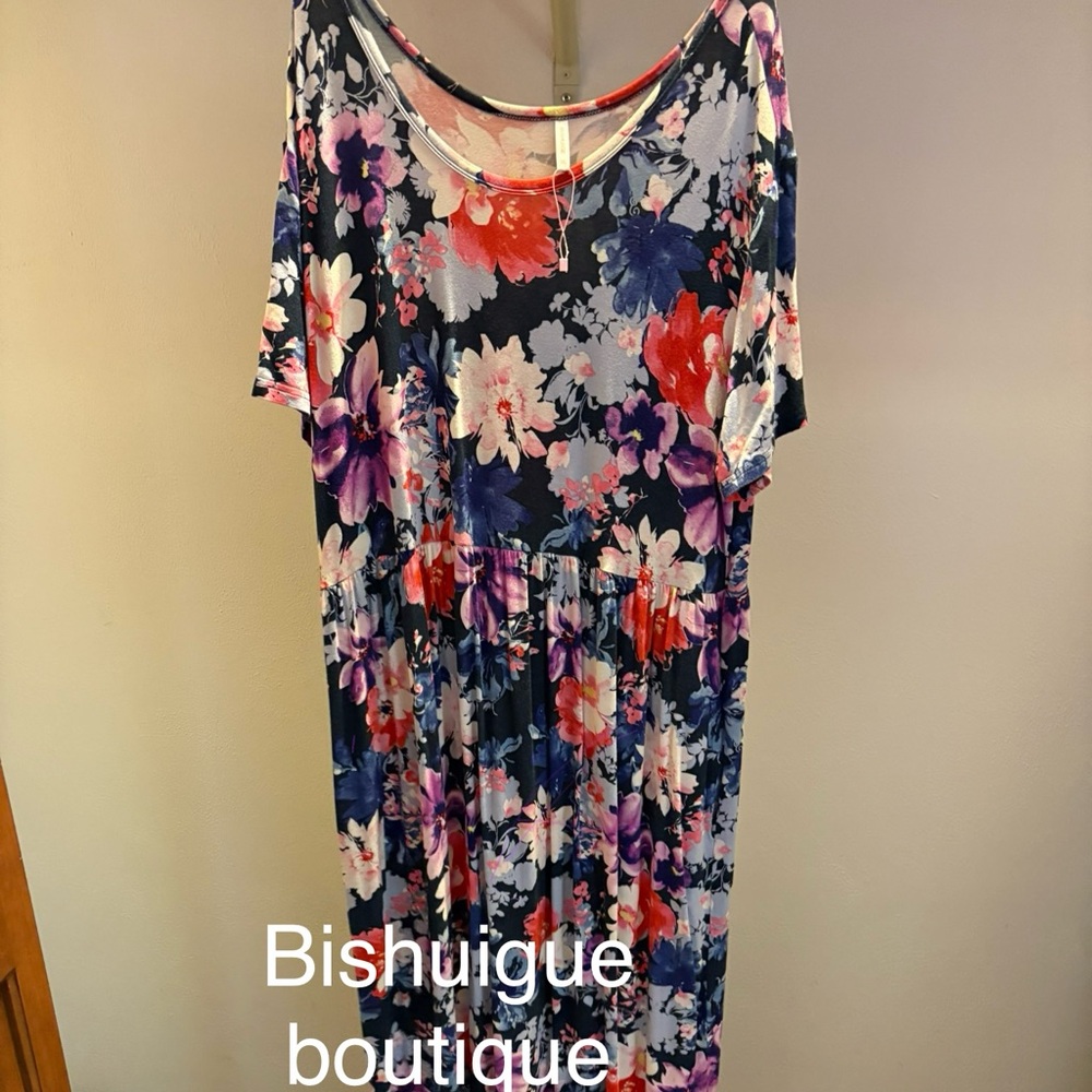 Trendy Boutique Floral Maxi Dress - Multicolor